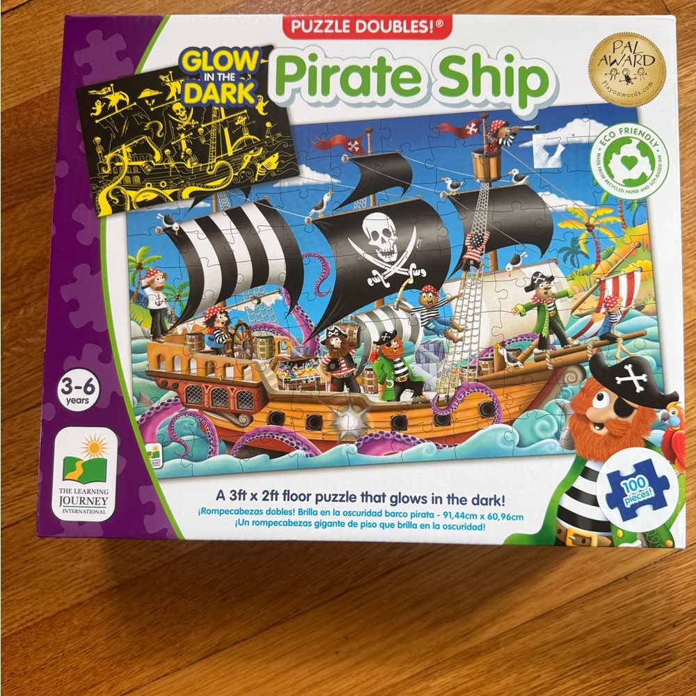 Glow-in-the-Dark Pirate Ship Puzzle Doubles - Black & Brown